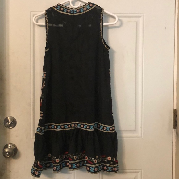 Chicwish Embroidered Floral Sleeveless Black Overlay Dress - Picture 12 of 13